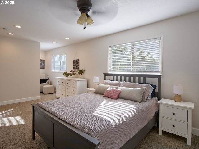 622 MOUNT PLEASANT Rd, Kelso, WA 98626