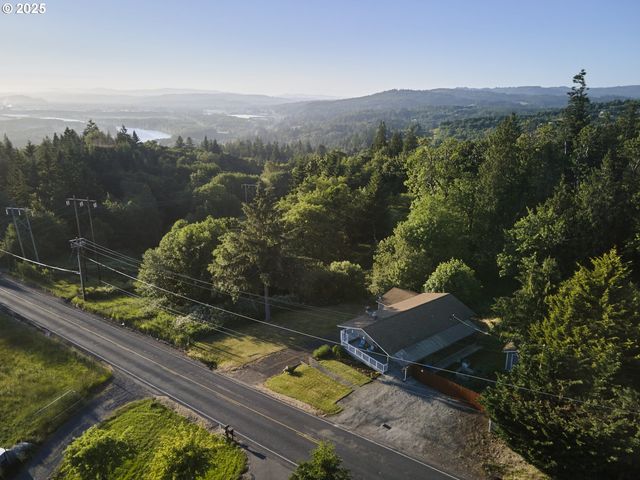 622 MOUNT PLEASANT Rd, Kelso, WA 98626