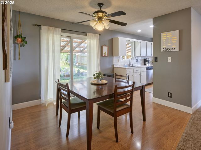 622 MOUNT PLEASANT Rd, Kelso, WA 98626