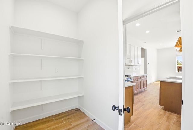 13264 Nacho Alvarado Drive, Clint, TX 79836