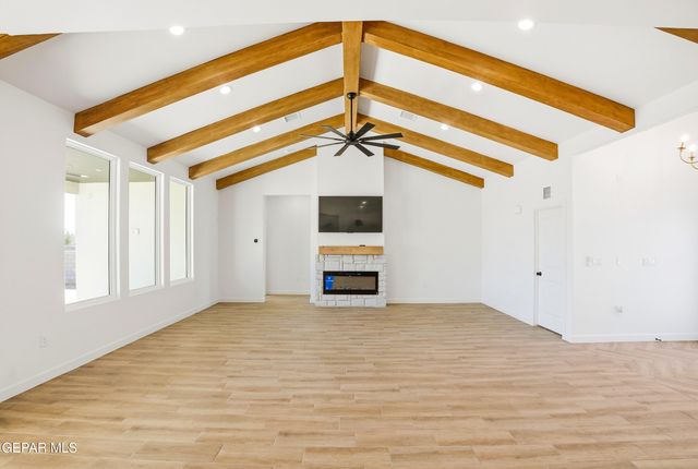 13264 Nacho Alvarado Drive, Clint, TX 79836