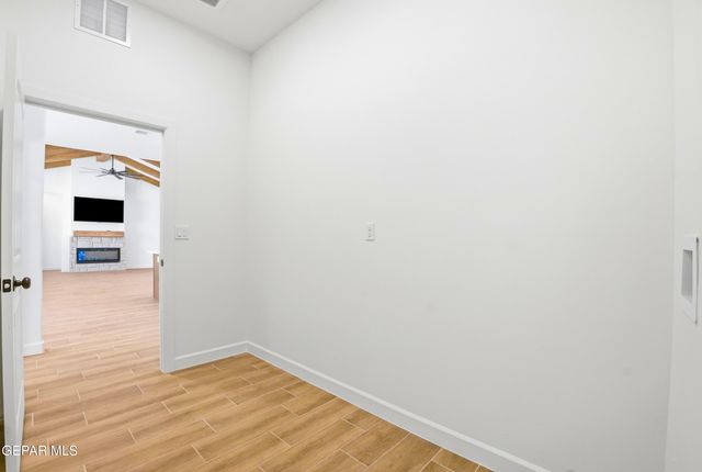 13264 Nacho Alvarado Drive, Clint, TX 79836