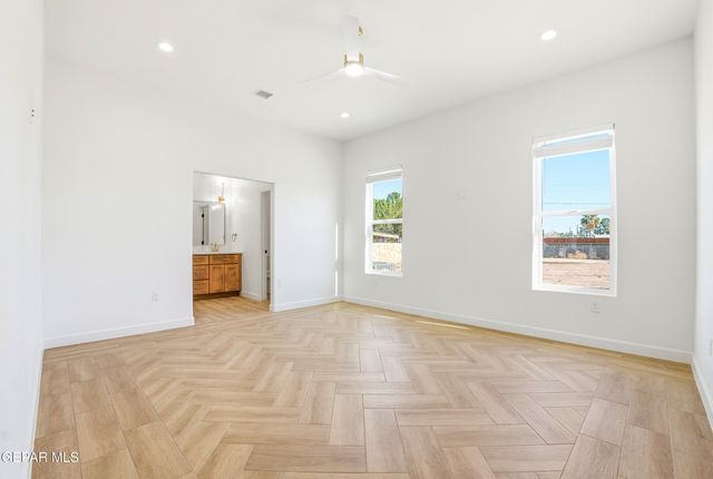 13264 Nacho Alvarado Drive, Clint, TX 79836