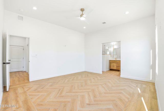 13264 Nacho Alvarado Drive, Clint, TX 79836