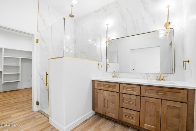 13264 Nacho Alvarado Drive, Clint, TX 79836