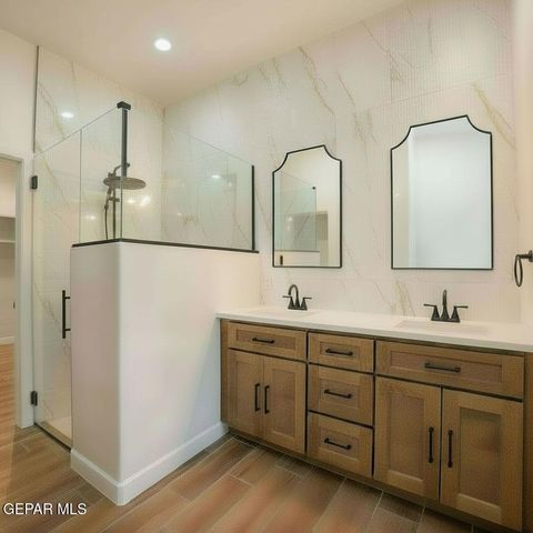 13264 Nacho Alvarado Drive, Clint, TX 79836