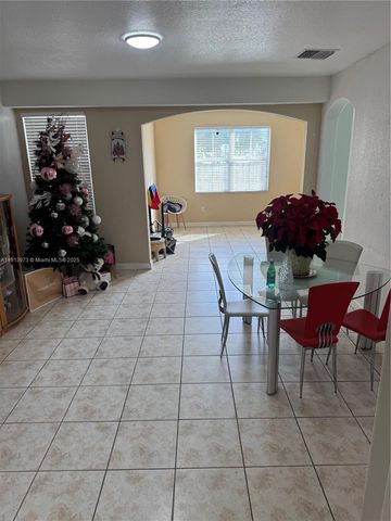 11034 NW 86th terrace, Doral, FL 33178