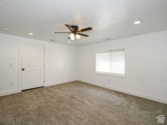 879 W SADDLEBROOK DR, Kaysville, UT 84037