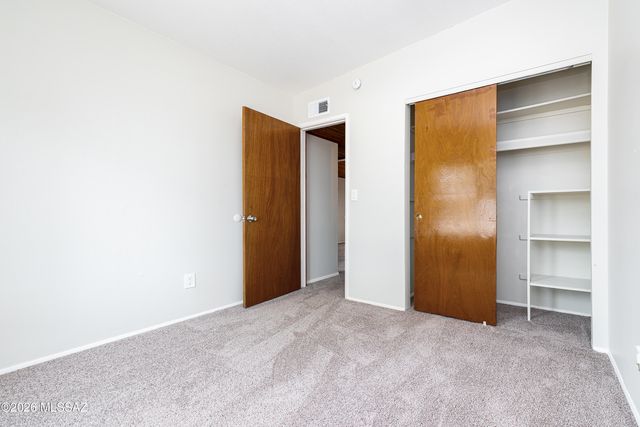 9500 E 33rd Street, Tucson, AZ 85748