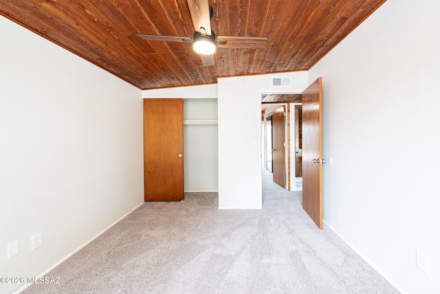 9500 E 33rd Street, Tucson, AZ 85748