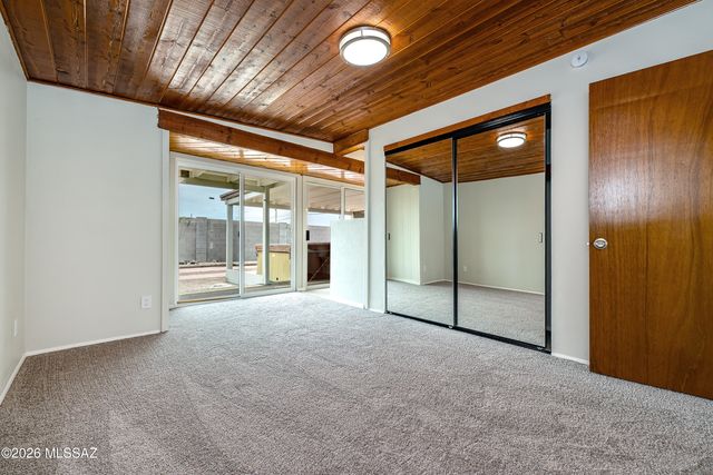 9500 E 33rd Street, Tucson, AZ 85748