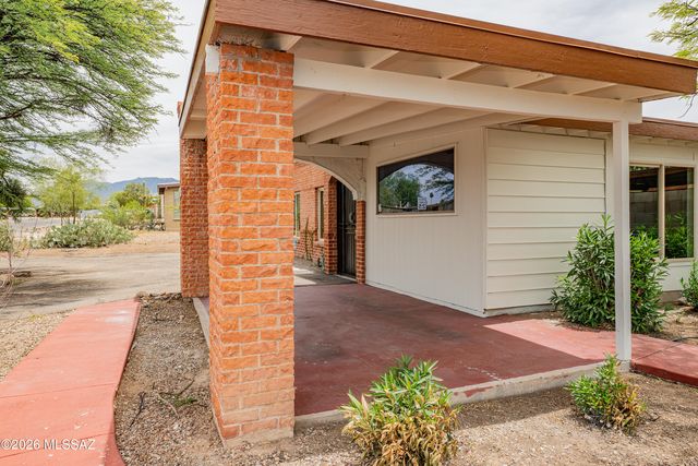 9500 E 33rd Street, Tucson, AZ 85748