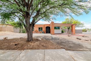 9500 E 33rd Street, Tucson, AZ 85748