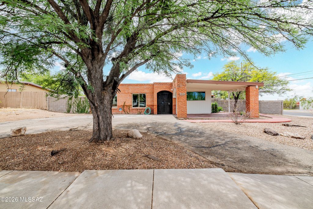 9500 E 33rd Street, Tucson, AZ 85748