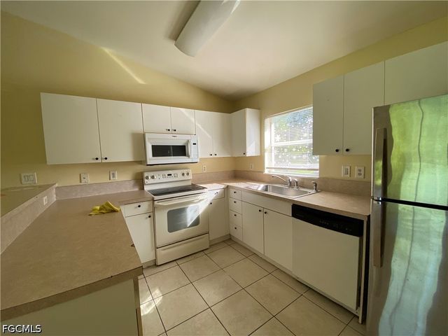 4939 Leonard BLVD S, Lehigh Acres, FL 33973