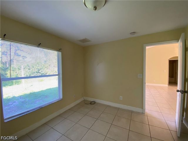 4939 Leonard BLVD S, Lehigh Acres, FL 33973