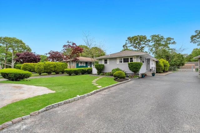 90 Pinewood Drive, Shirley, NY 11967