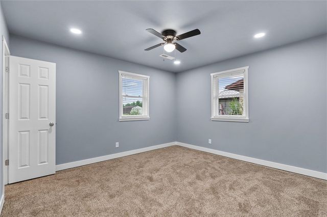 903 White Road, Springdale, AR 72762