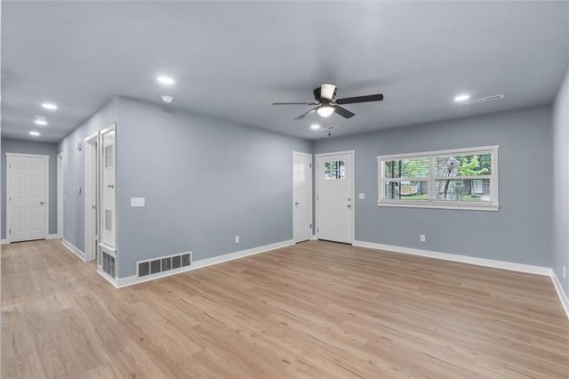 903 White Road, Springdale, AR 72762