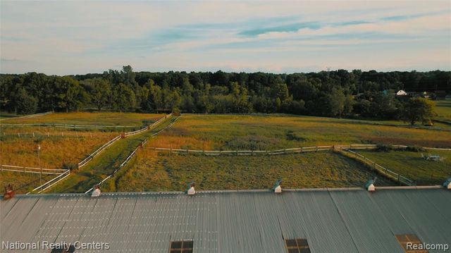 58191 8 Mile Road, Northville, MI 48167