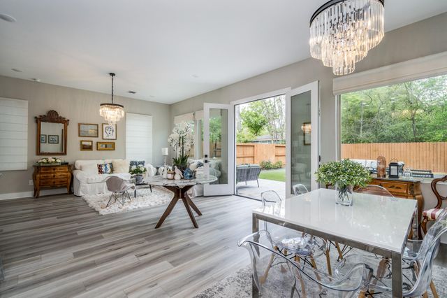 4926 Wunder Way, Houston, TX 77069