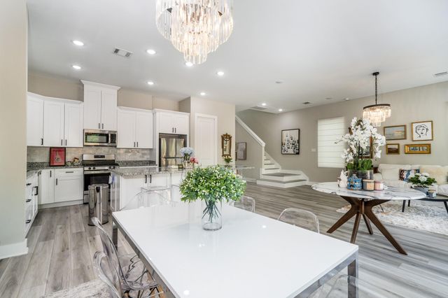 4926 Wunder Way, Houston, TX 77069