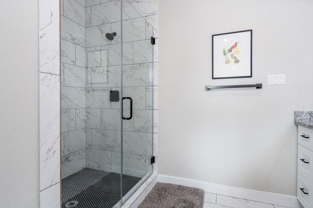 4926 Wunder Way, Houston, TX 77069