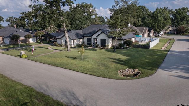 106 Graham Ln, Bullard, TX 75757