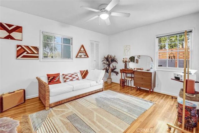 7758 Chimineas Avenue, Reseda, CA 91335