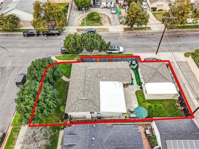 7758 Chimineas Avenue, Reseda, CA 91335