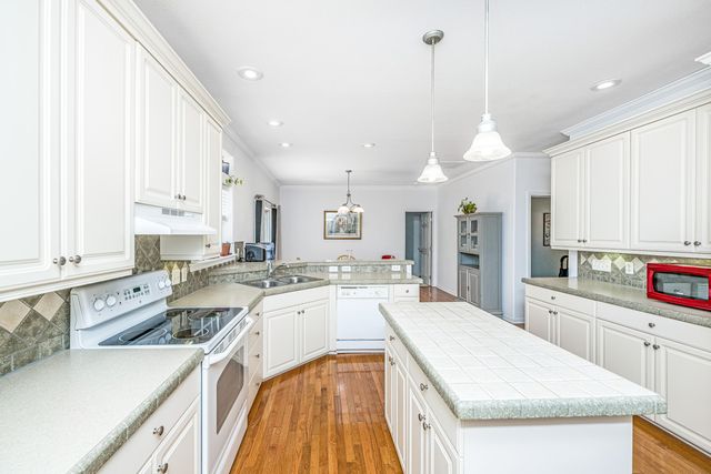 7650 Point Of Pines Road, Edisto Island, SC 29438