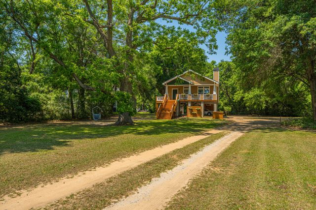 7650 Point Of Pines Road, Edisto Island, SC 29438