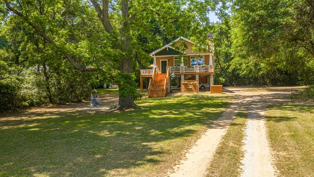 7650 Point Of Pines Road, Edisto Island, SC 29438
