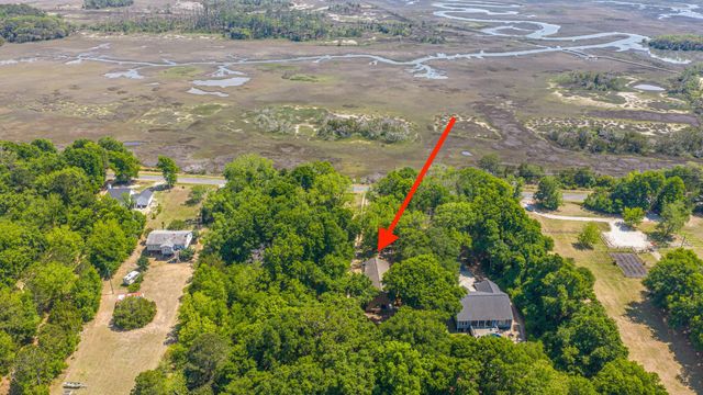 7650 Point Of Pines Road, Edisto Island, SC 29438
