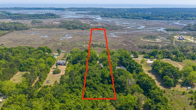 7650 Point Of Pines Road, Edisto Island, SC 29438