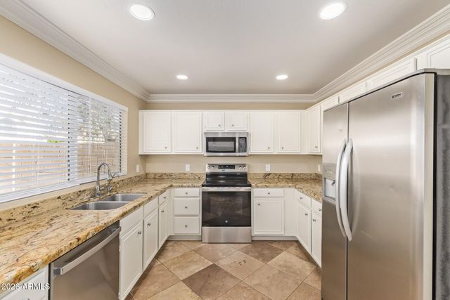 7420 W LOS GATOS Drive, Glendale, AZ 85310