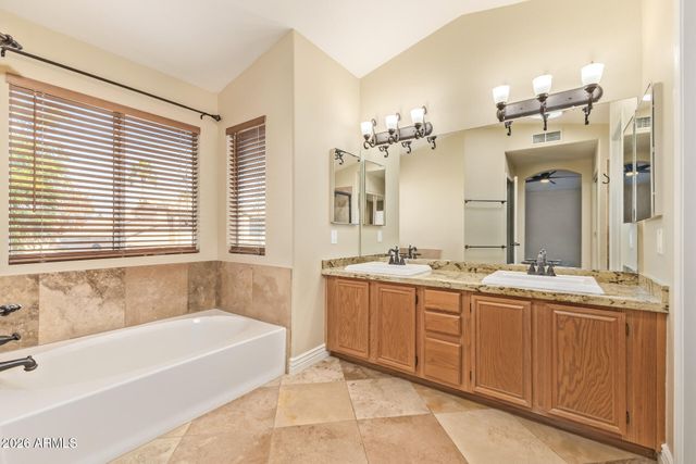 7420 W LOS GATOS Drive, Glendale, AZ 85310