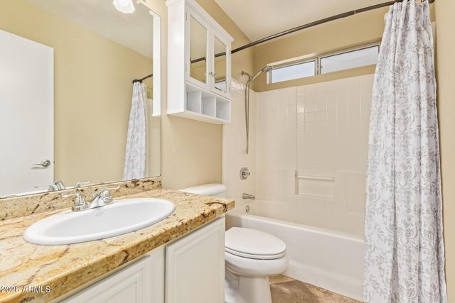 7420 W LOS GATOS Drive, Glendale, AZ 85310