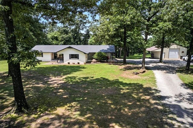 2305 Madison 8735, Huntsville, AR 72740