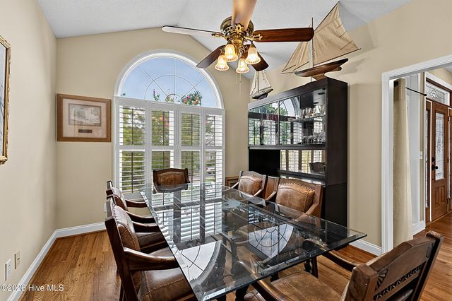 6840 Weeping Willow Place SW, Ocean Isle Beach, NC 28469