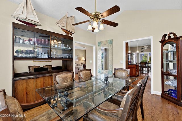 6840 Weeping Willow Place SW, Ocean Isle Beach, NC 28469