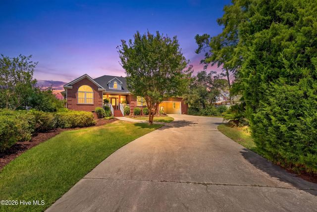 6840 Weeping Willow Place SW, Ocean Isle Beach, NC 28469