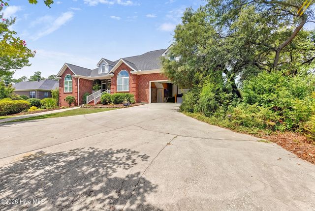 6840 Weeping Willow Place SW, Ocean Isle Beach, NC 28469