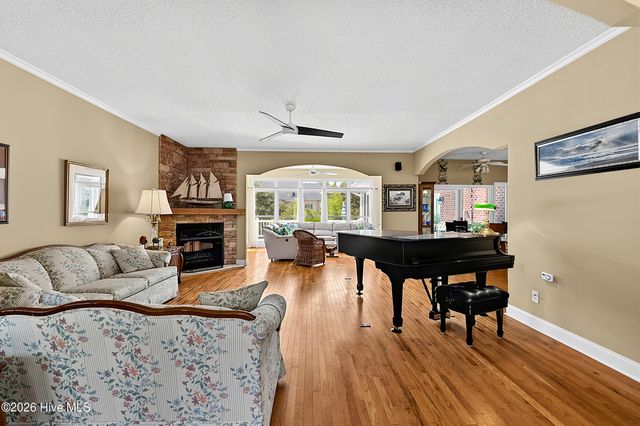 6840 Weeping Willow Place SW, Ocean Isle Beach, NC 28469