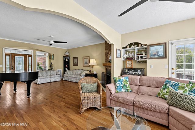 6840 Weeping Willow Place SW, Ocean Isle Beach, NC 28469