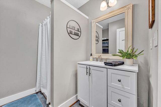 946 Ashland AVE, Bedford, VA 24523