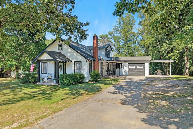 946 Ashland AVE, Bedford, VA 24523