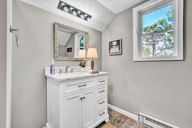 946 Ashland AVE, Bedford, VA 24523