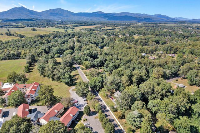 946 Ashland AVE, Bedford, VA 24523