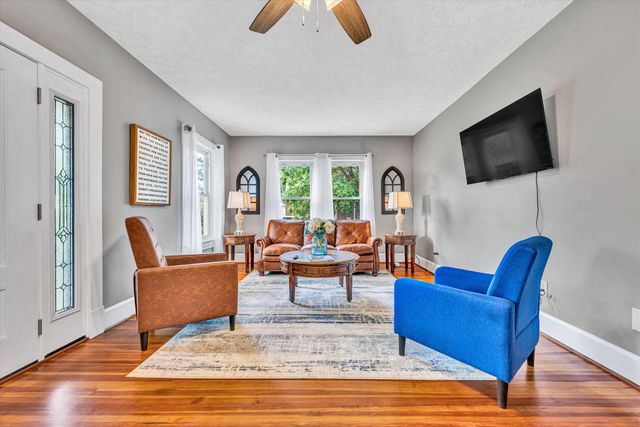 946 Ashland AVE, Bedford, VA 24523